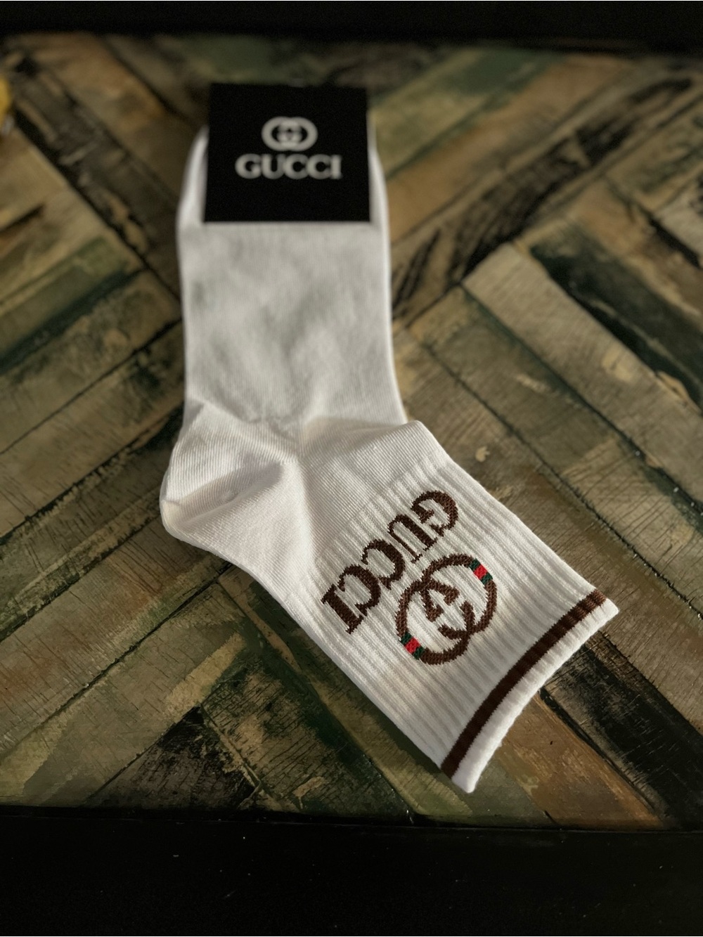 Gucci White Crew Socks with Brown Logo and Striped Accent